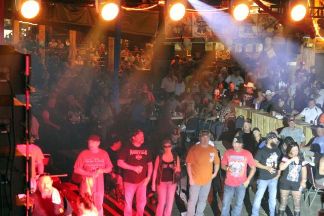 Watching Confederate Railroad
