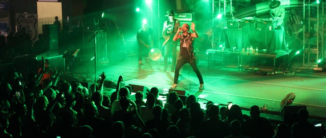 Yelawolf's Amazing Crowd